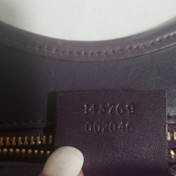 GUCCI leather tote Authentic Horesbit Embossed purple handbag Spacious Vintage - Picture 7 of 8